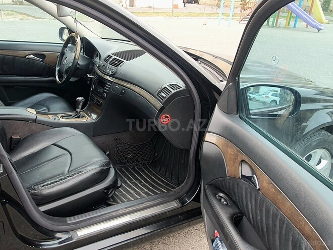 Mercedes E 220 2002, 312,500 km - 2.2 l - Bakı