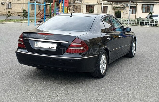 Mercedes E 220 2002, 312,500 km - 2.2 l - Bakı