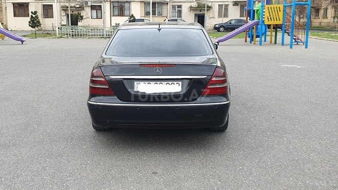 Mercedes E 220 2002, 312,500 km - 2.2 l - Bakı