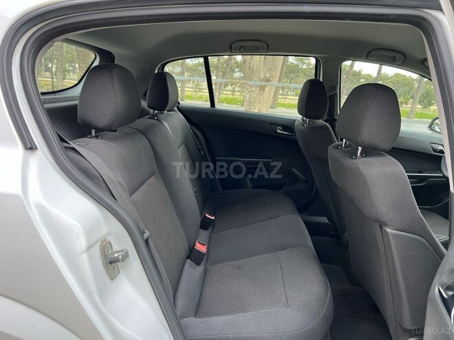 Opel Astra 2009, 172,425 km - 1.4 l - Bakı