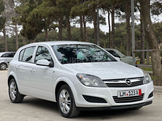 Opel Astra 2009, 172,425 km - 1.4 l - Bakı