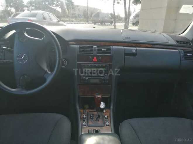 Mercedes E 270 2000, 357,000 km - 2.7 l - Sumqayıt