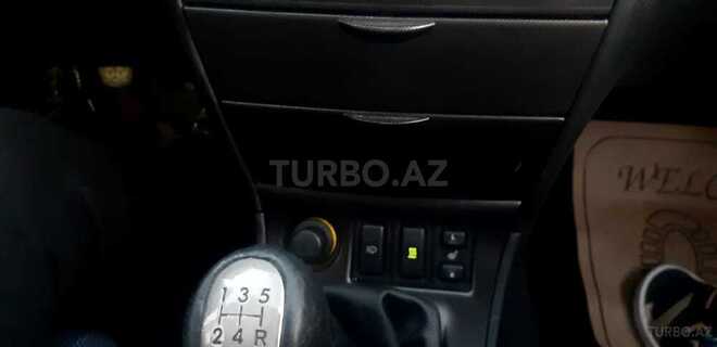Toyota Corolla 2004, 180,000 km - 1.4 l - Bakı