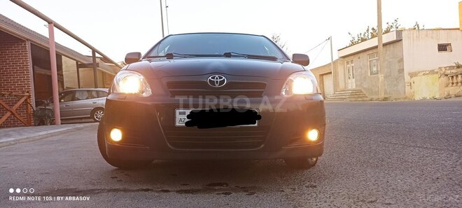 Toyota Corolla 2004, 180,000 km - 1.4 l - Bakı
