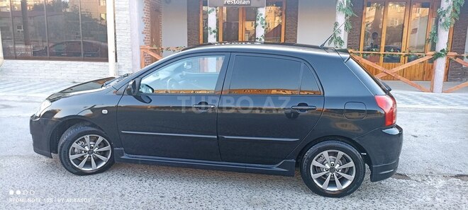 Toyota Corolla 2004, 180,000 km - 1.4 l - Bakı