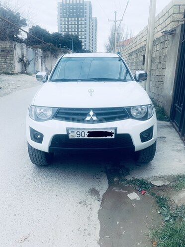 Mitsubishi L200 2014, 189,654 km - 2.5 l - Bakı