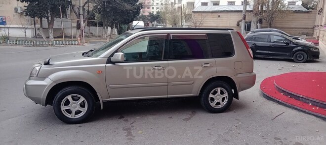 Nissan X-Trail 2001, 298,500 km - 2.0 l - Bakı