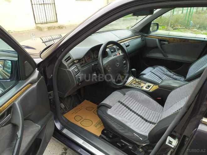 Mercedes E 200 1999, 178,500 km - 2.0 l - Bakı