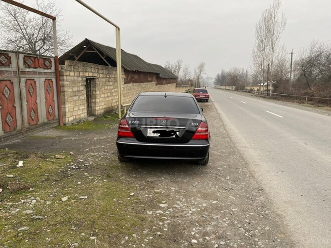 Mercedes E 220 2006, 288,973 km - 2.2 l - Qəbələ