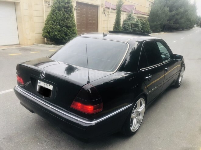 Mercedes C 280 2000, 298,000 km - 2.8 l - Bakı