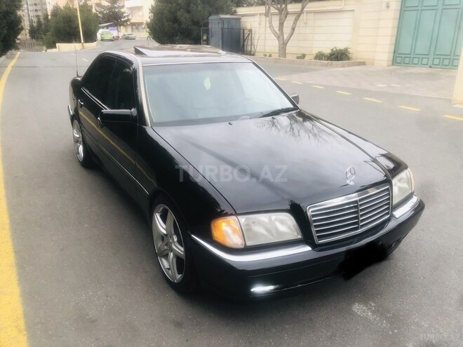 Mercedes C 280 2000, 298,000 km - 2.8 l - Bakı