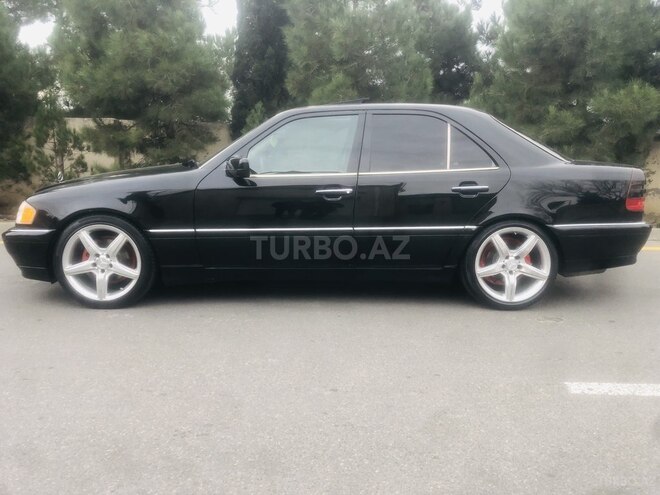 Mercedes C 280 2000, 298,000 km - 2.8 l - Bakı