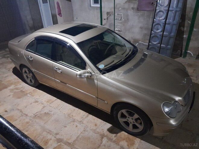 Mercedes C 240 2001, 350,000 km - 2.6 л - Biləsuvar