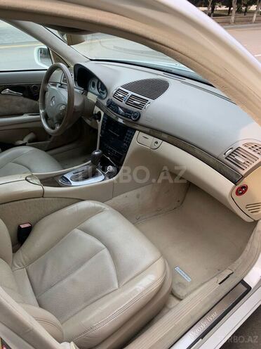 Mercedes E 240 2002, 355,000 km - 2.4 l - Bakı