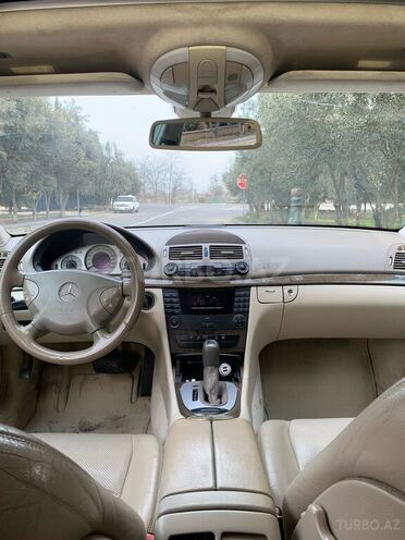 Mercedes E 240 2002, 355,000 km - 2.4 l - Bakı
