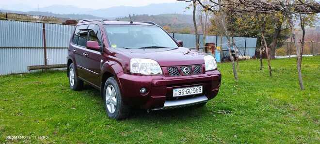 Nissan X-Trail 2004, 352,000 km - 2.2 l - Masallı