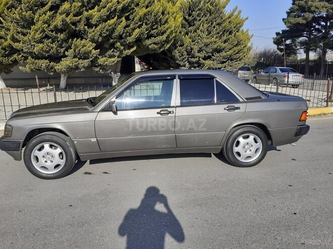 Mercedes 190 1992, 250,000 km - 2.0 l - Bakı