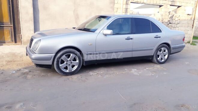 Mercedes E 280 1997, 202,008 km - 2.8 л - Bakı
