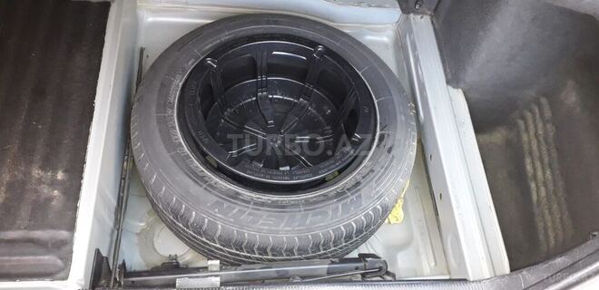 Mercedes E 280 1997, 202,008 km - 2.8 л - Bakı