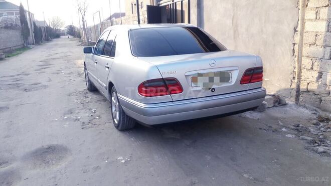 Mercedes E 280 1997, 202,008 km - 2.8 л - Bakı