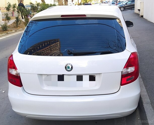 Skoda Fabia 2011, 300,000 km - 1.2 l - Bakı
