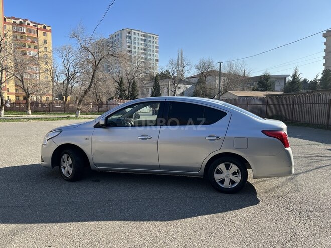 Nissan Sunny 2014, 174,200 km - 1.5 l - Bakı