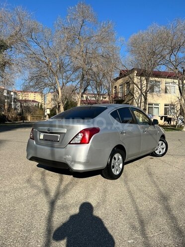 Nissan Sunny 2014, 174,200 km - 1.5 l - Bakı