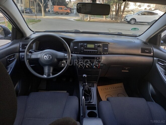 Toyota Corolla 2005, 238,000 km - 1.4 l - Bakı
