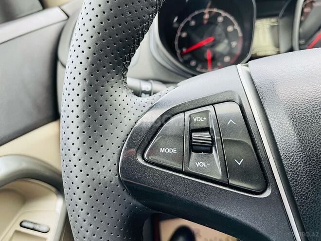 Chery  2015, 102,000 km - 2.0 l - Bakı