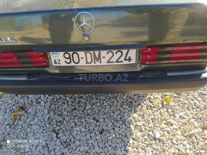 Mercedes 190 1992, 422,000 km - 2.0 l - Beyləqan