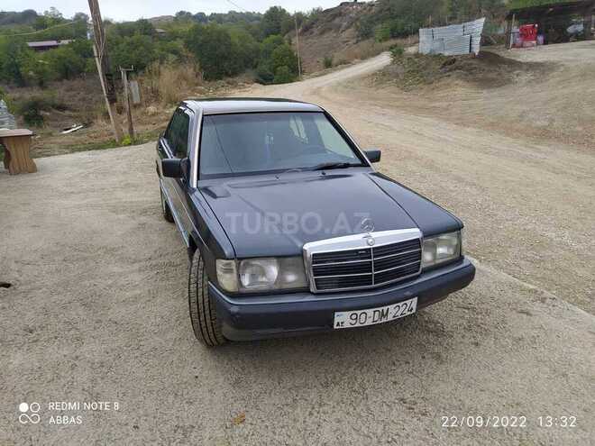 Mercedes 190 1992, 422,000 km - 2.0 l - Beyləqan