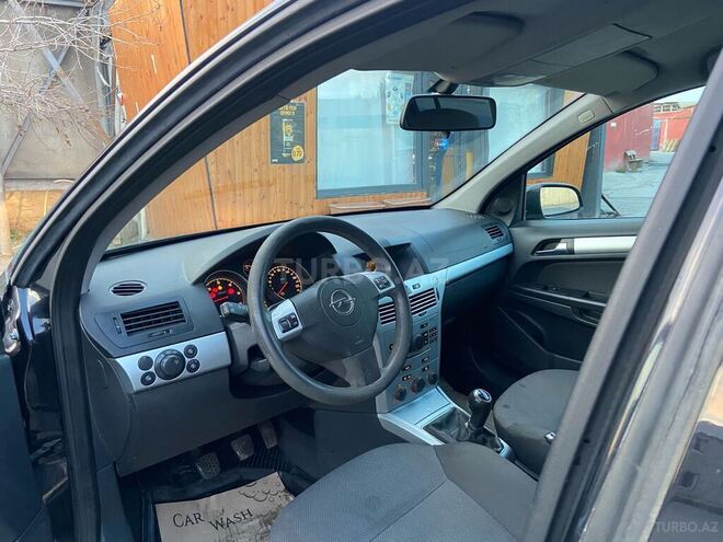 Opel Astra 2009, 127,200 km - 1.3 l - Bakı