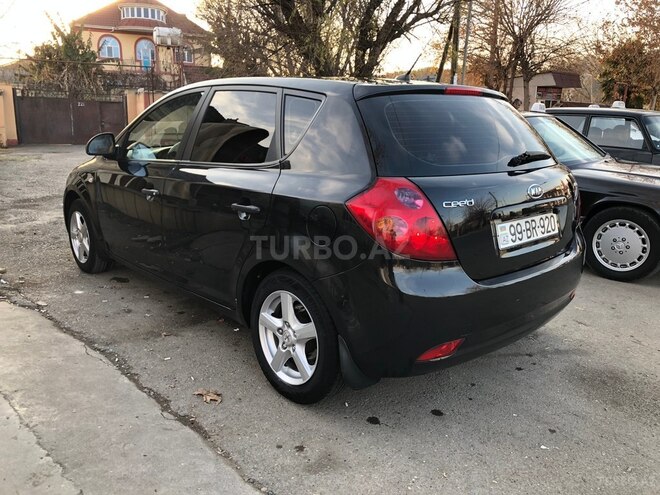 Kia Ceed 2009, 215,000 km - 1.6 l - Ağcabədi
