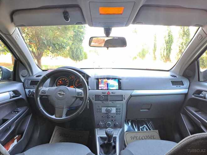 Opel Astra 2005, 244,000 km - 1.4 l - Gəncə