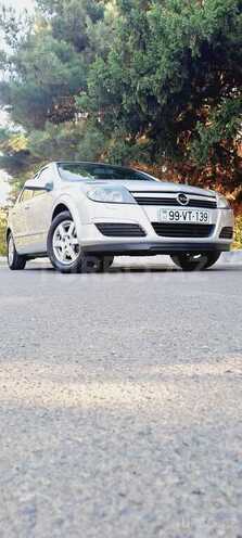 Opel Astra 2005, 244,000 km - 1.4 l - Gəncə