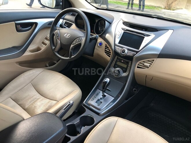 Hyundai Elantra 2012, 97,000 km - 1.8 л - Bakı