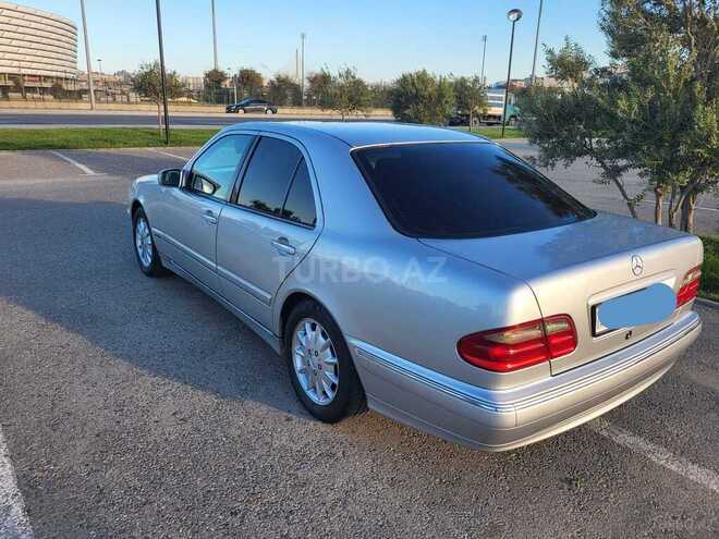 Mercedes E 260 2000, 390,000 km - 2.6 л - Bakı