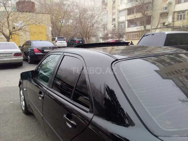 Mercedes C 180 2000, 370,000 km - 1.8 л - Bakı