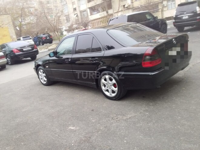 Mercedes C 180 2000, 370,000 km - 1.8 л - Bakı