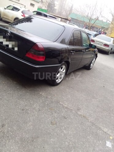 Mercedes C 180 2000, 370,000 km - 1.8 л - Bakı