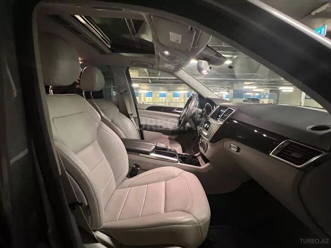Mercedes  2015, 99,000 km - 2.1 l - Bakı