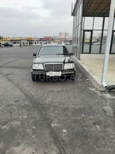 Mercedes E 200 1992, 217,000 km - 2.0 l - Bakı