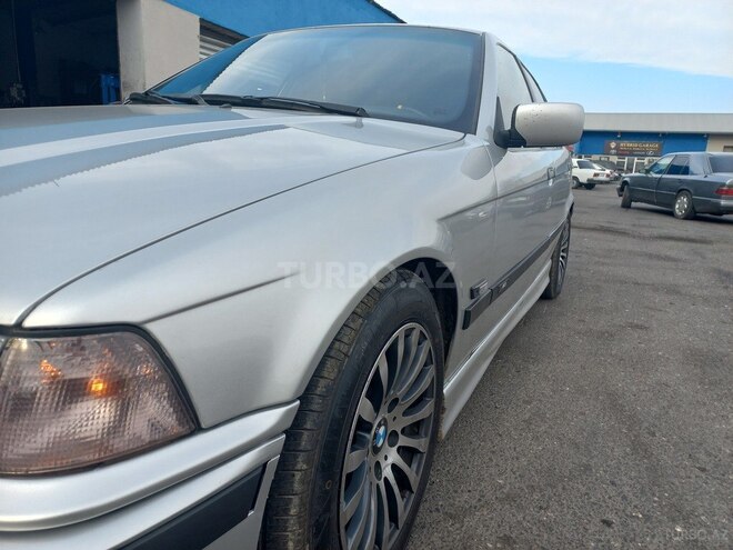 BMW 325 1996, 320,000 km - 2.5 l - Bakı
