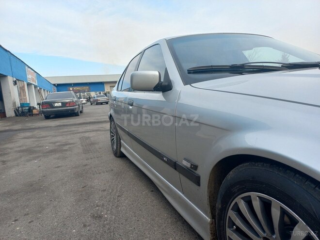 BMW 325 1996, 320,000 km - 2.5 l - Bakı