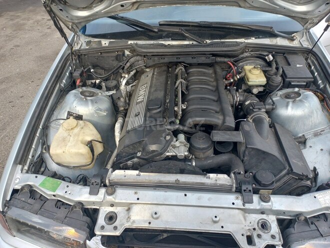 BMW 325 1996, 320,000 km - 2.5 l - Bakı