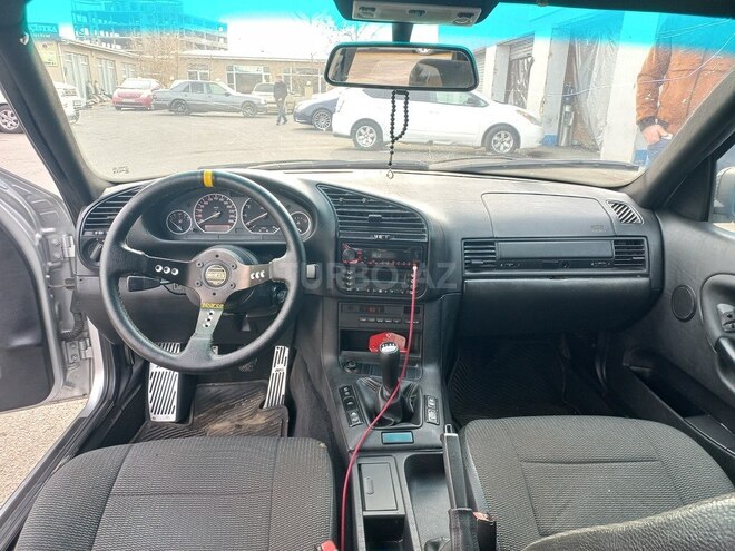 BMW 325 1996, 320,000 km - 2.5 l - Bakı