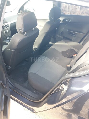 Opel Astra 2006, 244,560 km - 1.3 л - Tovuz