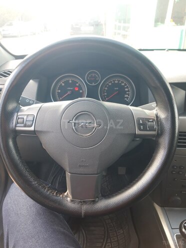 Opel Astra 2006, 244,560 km - 1.3 л - Tovuz
