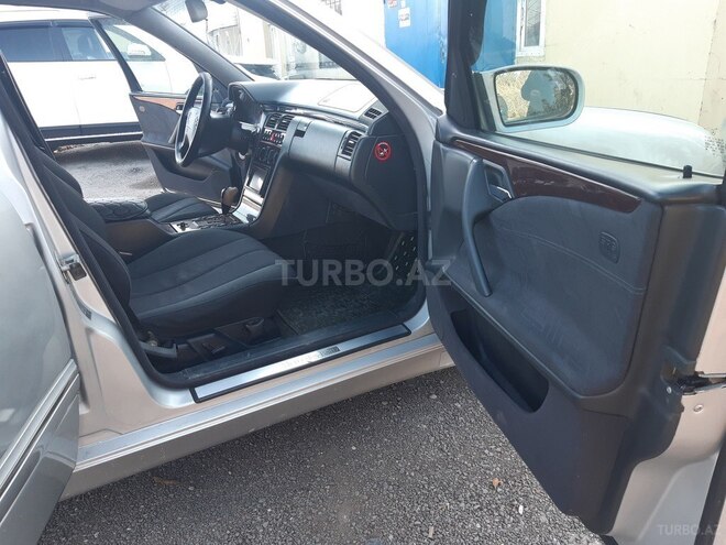 Mercedes E 240 2000, 250,000 km - 2.4 l - Sumqayıt