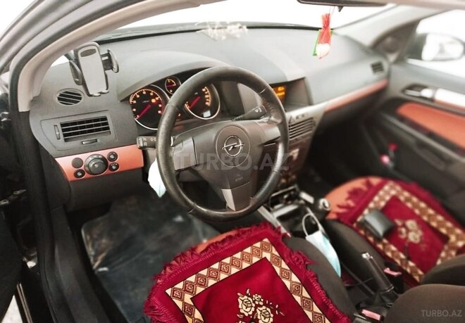 Opel Astra 2005, 220,000 km - 1.4 l - Bakı
